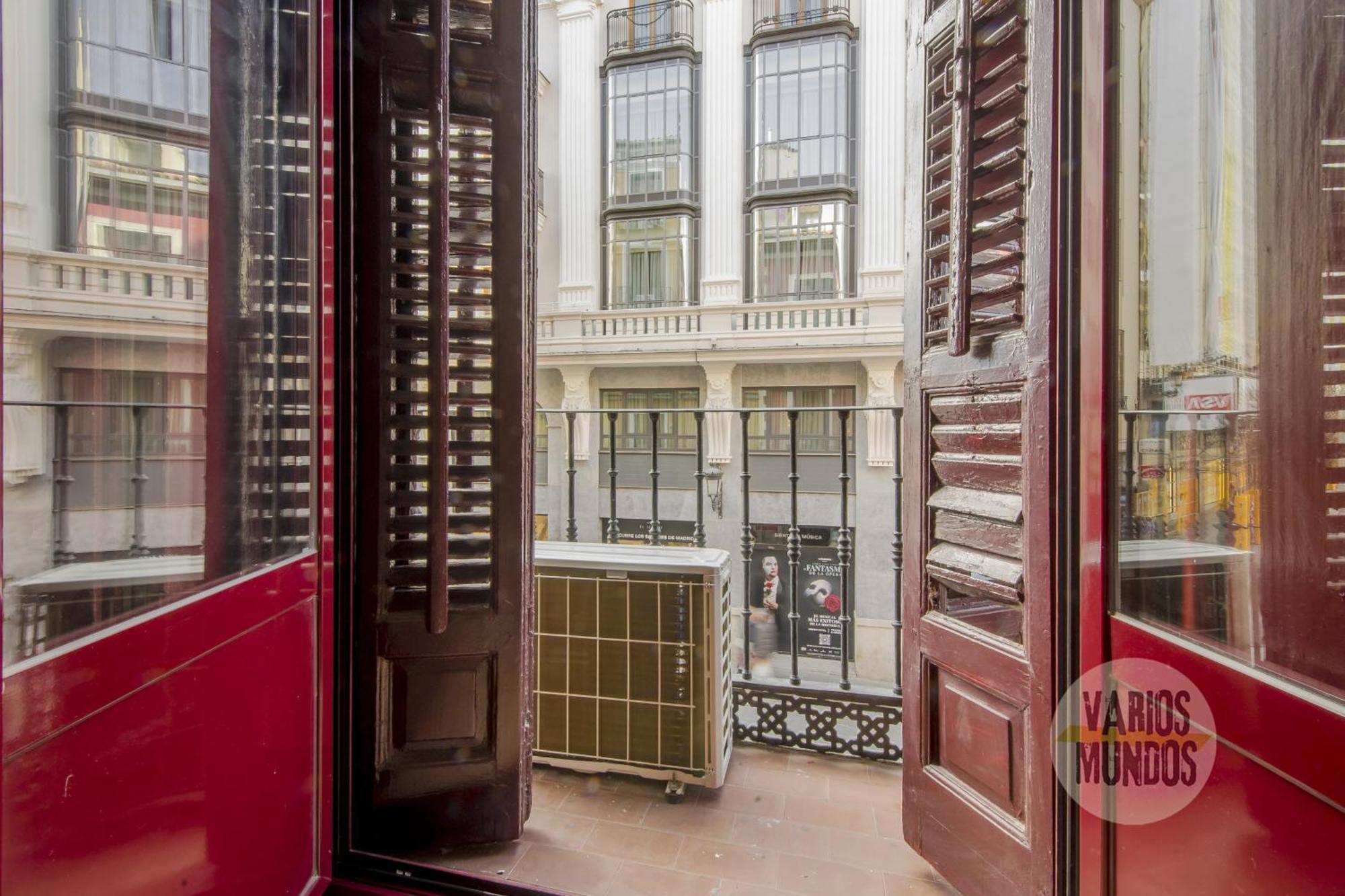 Madrid A Tus Pies Para 4, Carretas 25 Exterior foto